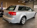 Audi A4 Avan 3.0 TDI quattro *SZHZ*PDC*TEMPOMAT*KLIMA - Audi A4 aus 2005: 3.0