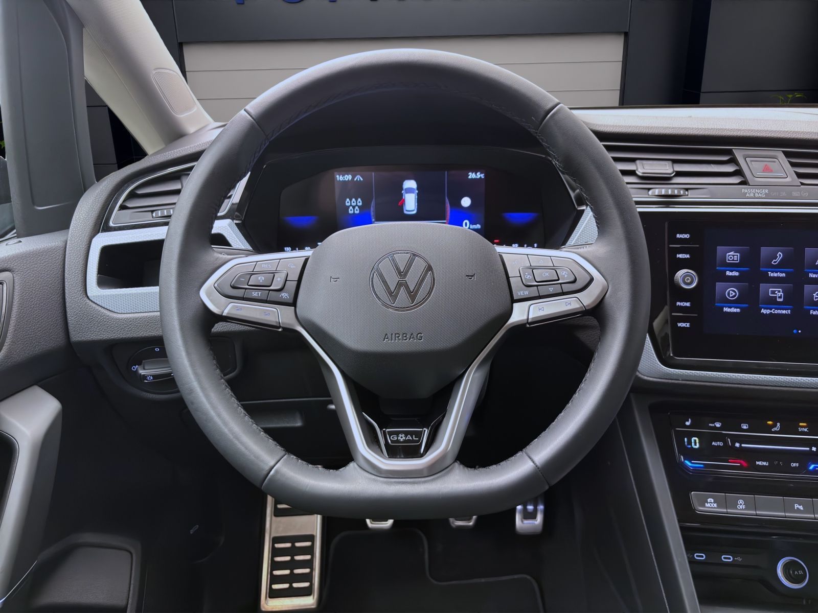 Volkswagen Touran - Bild 12