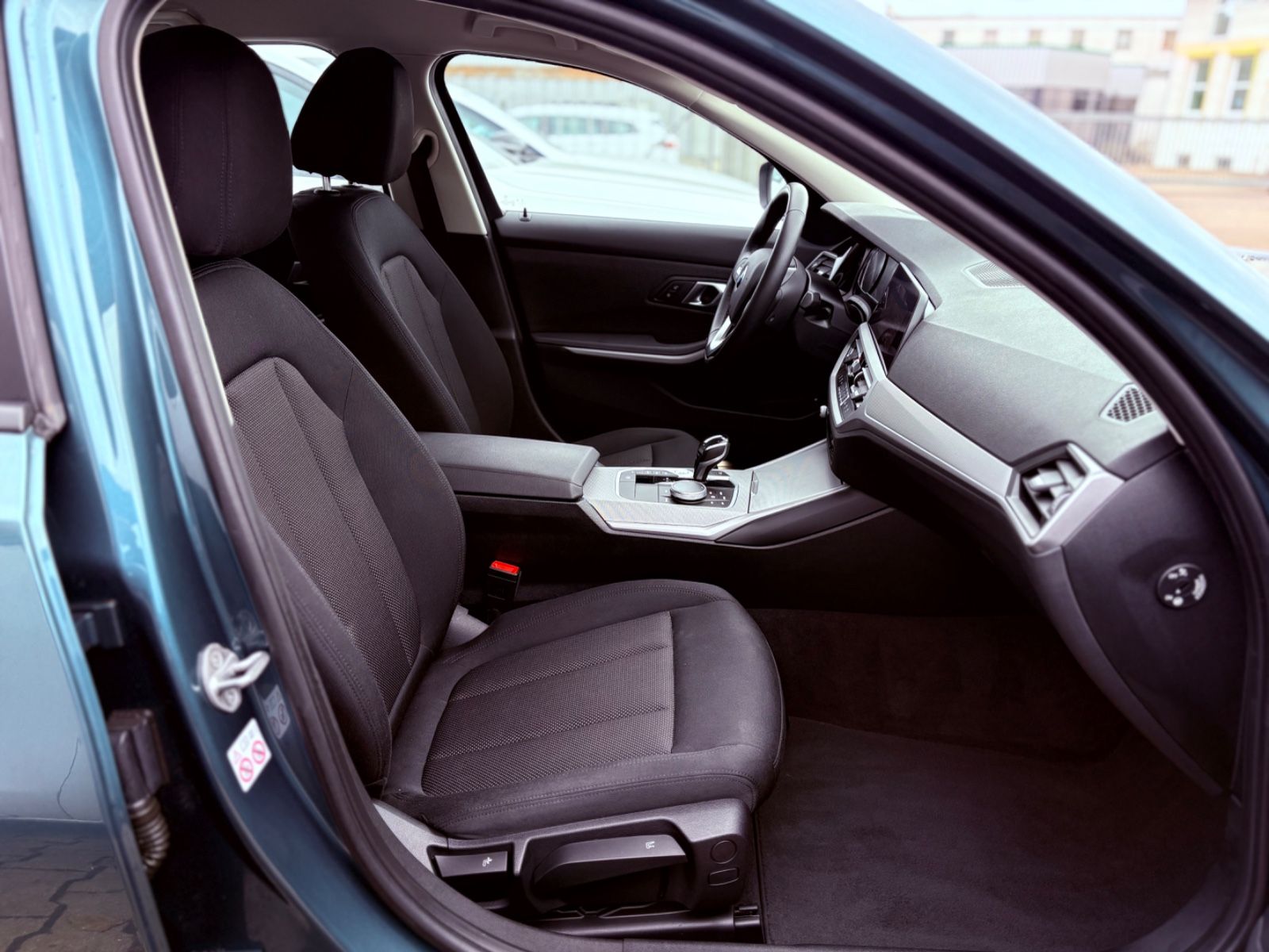 BMW 330e Lim. G20|1.Hand|Navi|orig. 47 tkm|LED-Sch.| foto 5