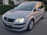 Volkswagen VW Touran 1.4 Facelift Klimaautomatik Xenon - Volkswagen Touran: Facelift