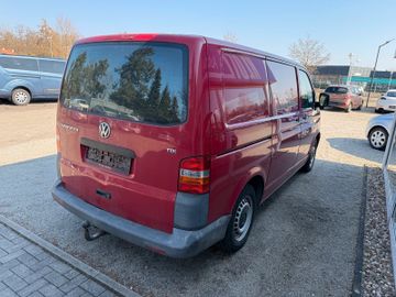 Volkswagen T5 Transporter - 2