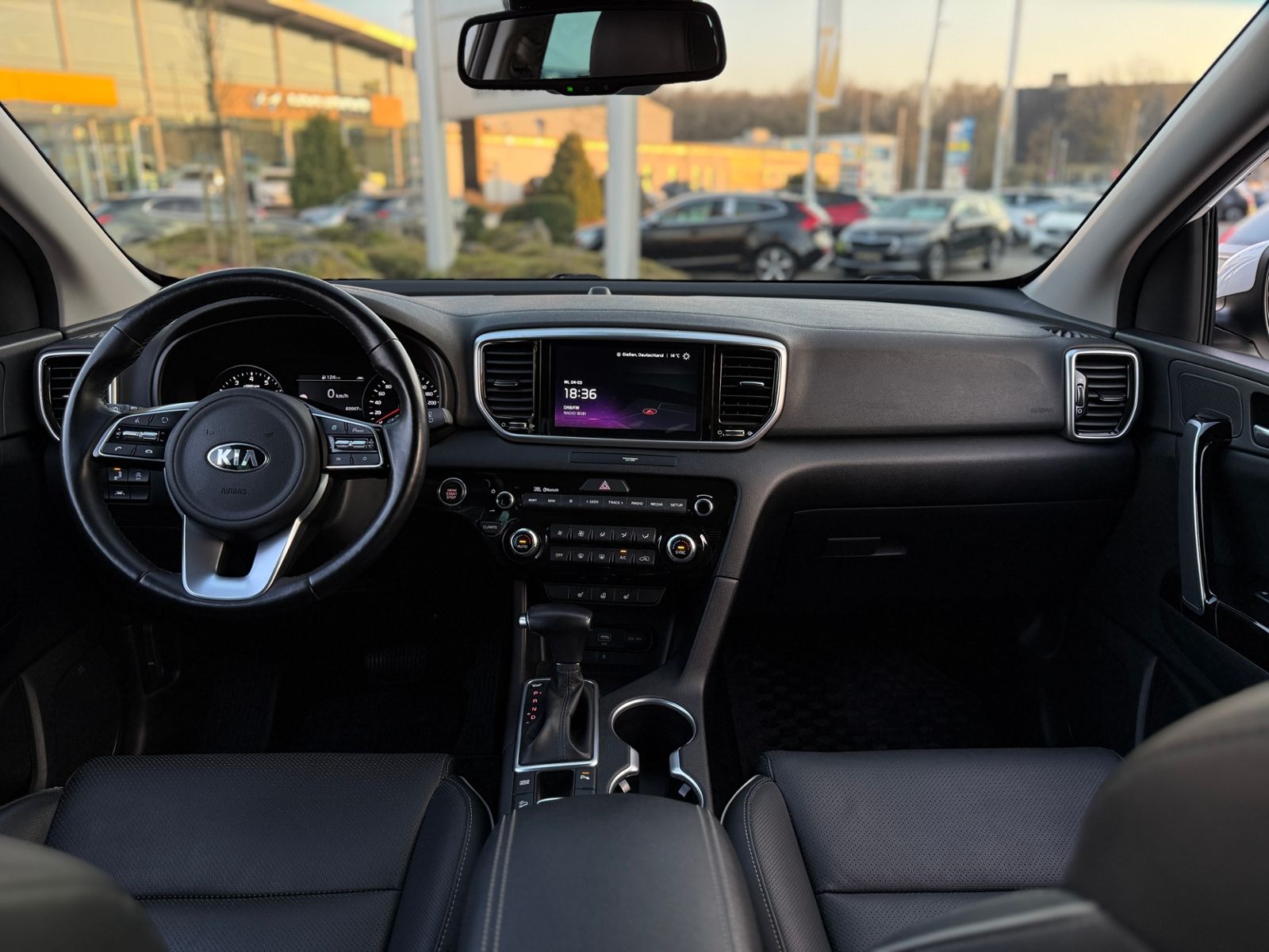 Fahrzeugabbildung Kia Sportage Black Edition KAM LED NAVI