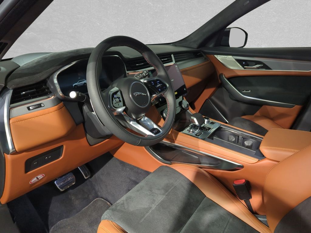 Jaguar F-Pace P550 SVR AHK BLACK-PACK PANORAMA 22