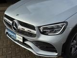 Mercedes-Benz GLC 300 d 4Matic/1.Hd/19%/STHZ/MASSAGE/AHK/AMG - Mercedes-Benz AMG 4matic