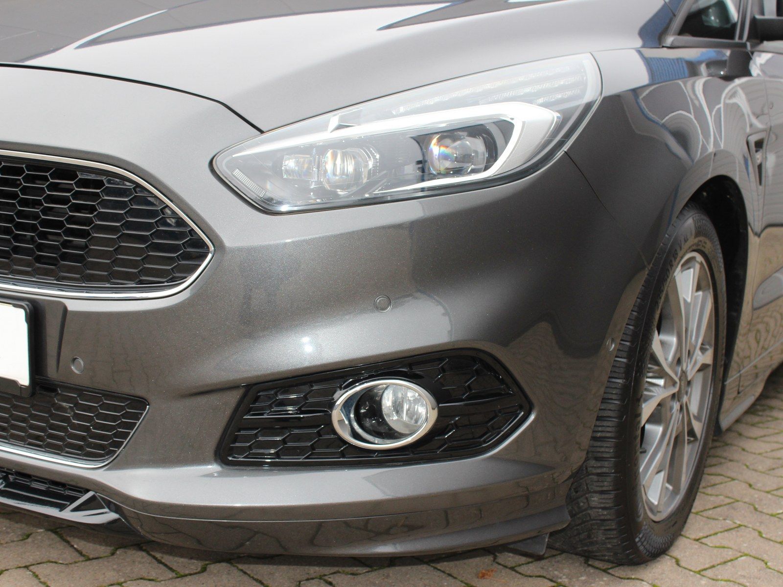 Fahrzeugabbildung Ford S-Max ST-Line 1,5 EcoBoost