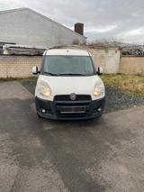 Fiat Doblo - Fiat Doblo aus 2013 mit Diesel-Antrieb: Kleinbus
