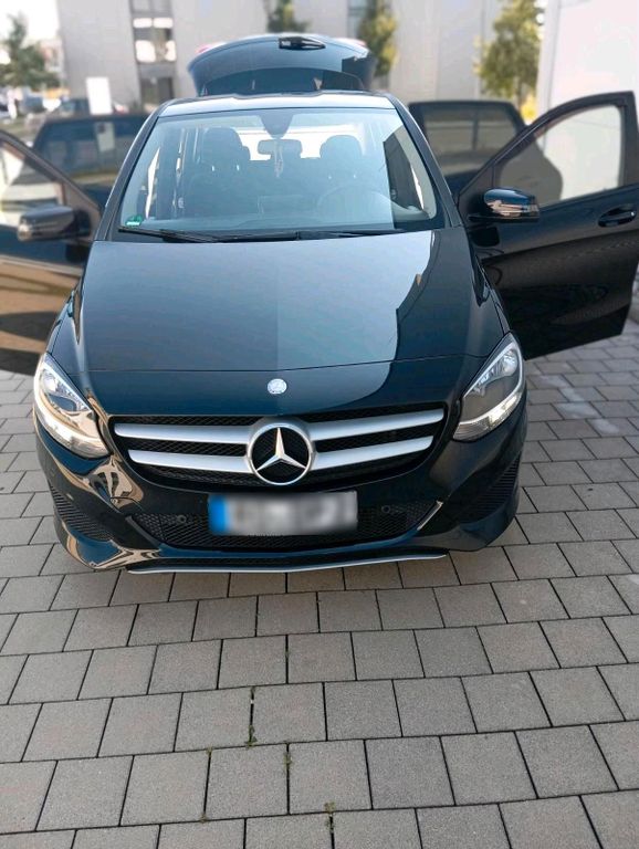 Image of Mercedes-Benz B 180