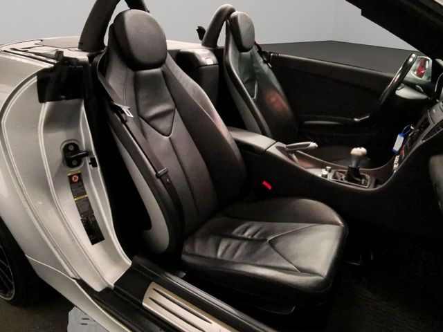 Mercedes-Benz SLK 200  Kompressor Leder SHZ 19" Alus