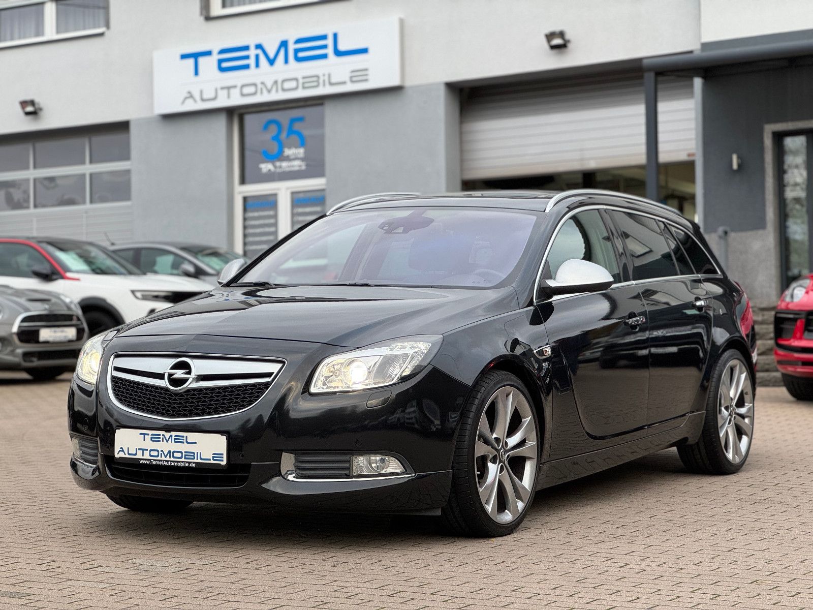 OPEL Insignia, 2010, Benzin, 220 PS