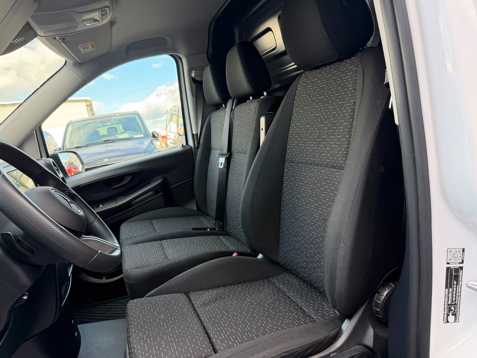 Fahrzeugabbildung Mercedes-Benz Vito 116 CDI 9G Extral Klima Kamera AHK2,5to