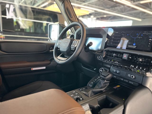 Toyota Land Cruiser  2.8 D-4D 4WD Executive *SOFORT*