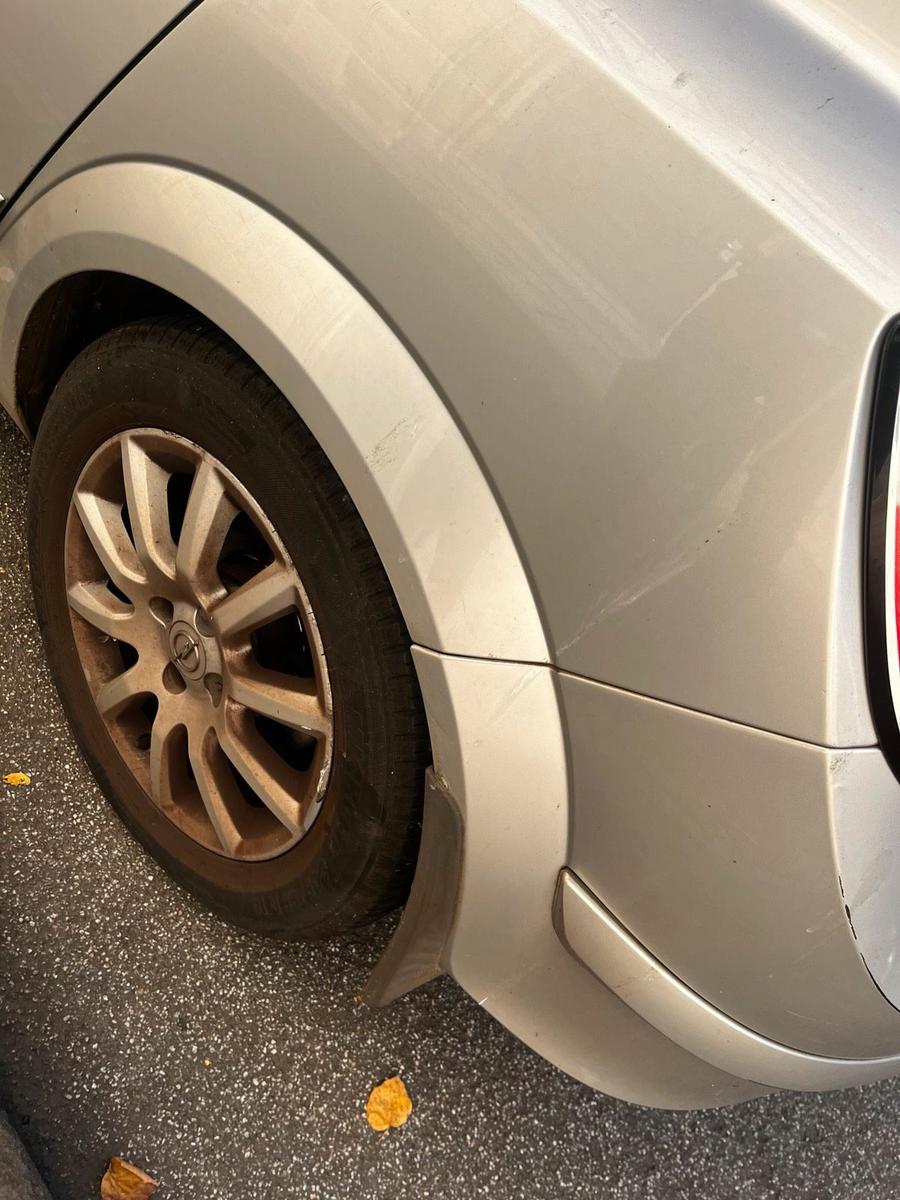 Opel Astra 2004 — photo 8