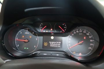 Fotografie des Opel Grandland (X) Grandland X 1.5 D Start/Stop 120 Jahre