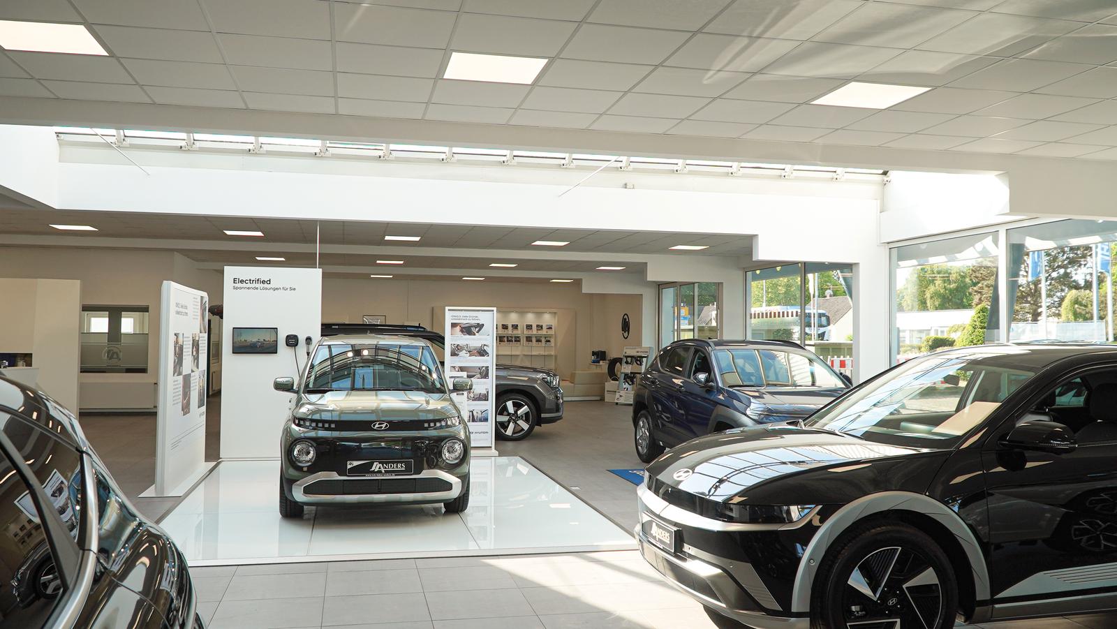 showroom-image-bottom