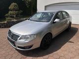 Volkswagen Passat Lim. BlueMotion,8xALU - gebrauchte VW Passat aus dem Jahr 2007