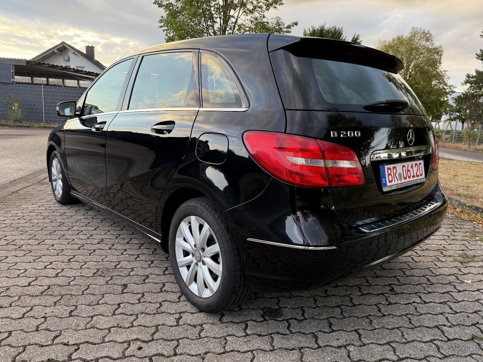 Mercedes-Benz B 200 kamera