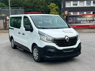 Renault Trafic - 1