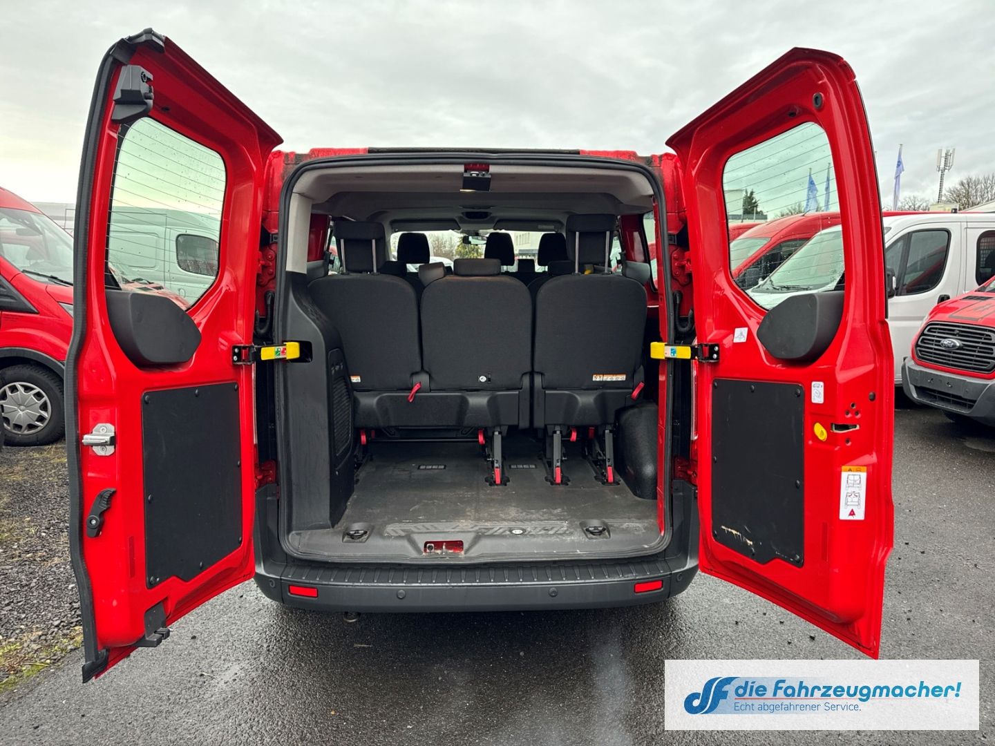 Fahrzeugabbildung Ford Transit Custom Tourneo 300 L1 *2296