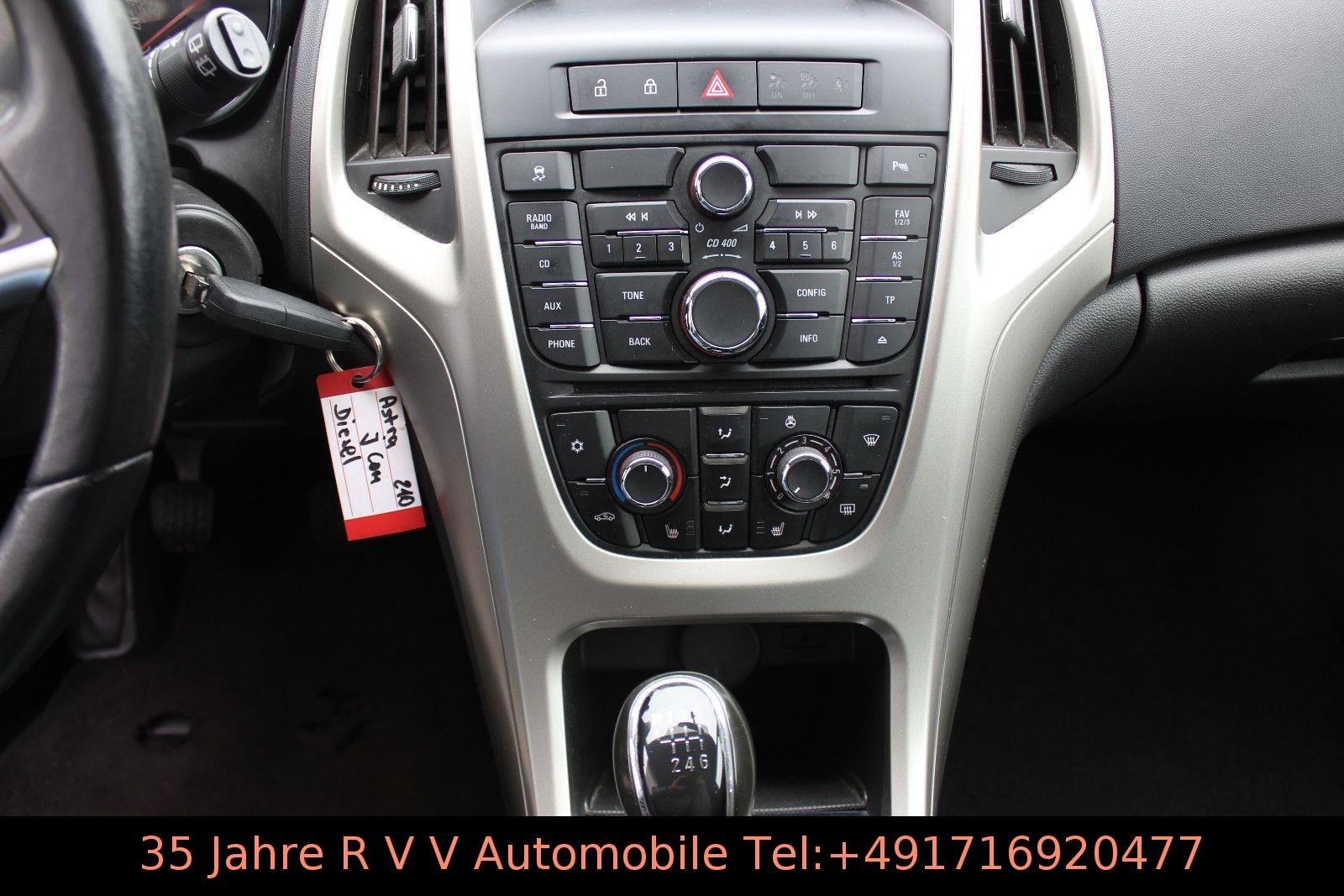 Opel Astra 2012 — photo 18