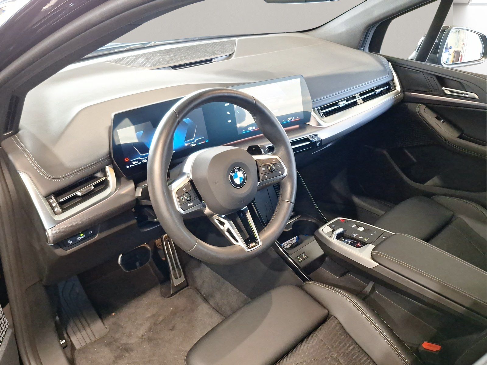BMW 220 Active Tourer - Bild 4