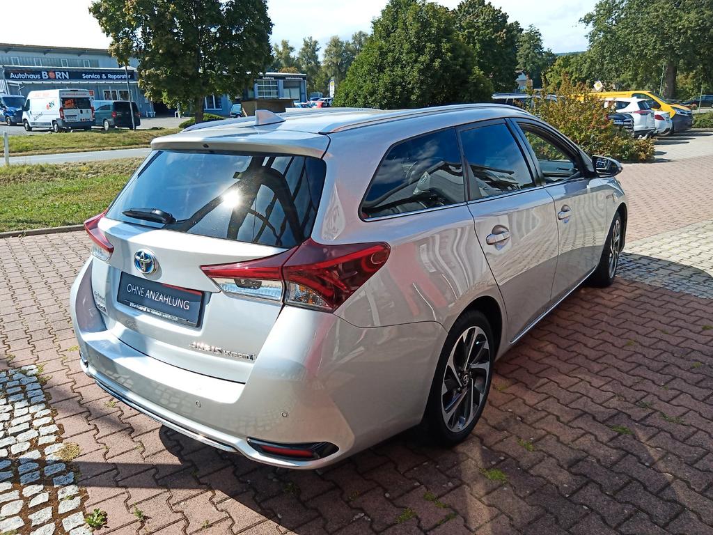 Toyota Auris Touring Sports
