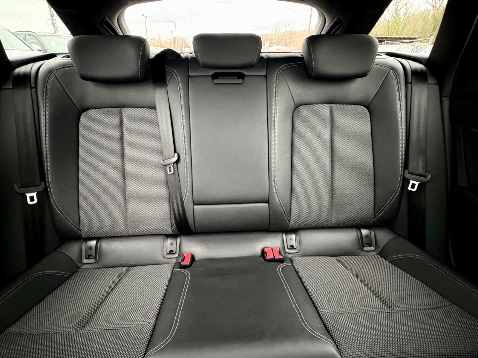 Fahrzeugabbildung Audi A6 Avant 45 TDI quattro S LINE SPORT PLUS LED PA