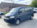 Volkswagen T5 Caravelle 9-Sitzer 2.5TDI *Webasto*Klima*AHK* - Volkswagen T5 Caravelle Kombi Gebrauchtwagen