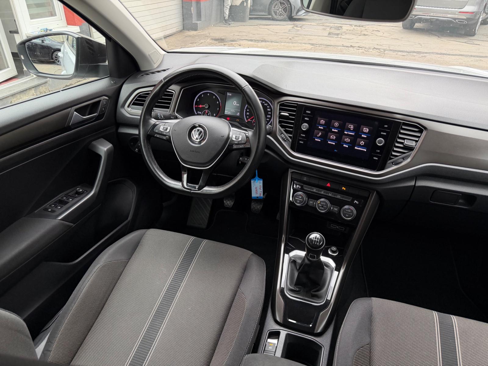 Volkswagen T-Roc Style*R-KAM*AHK*APPLE-CAR*ALU