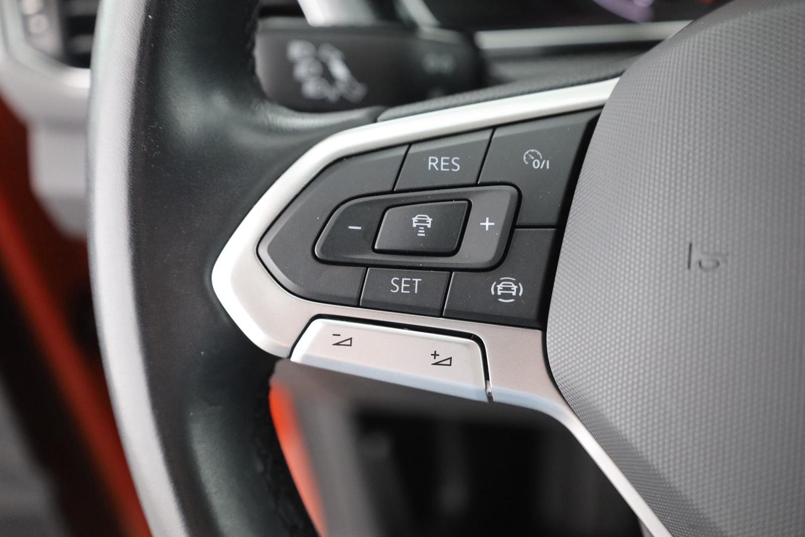 Volkswagen T-Cross 1.0 TSI Active Navi ACC Sitzheizung PDC, миниатюра 16