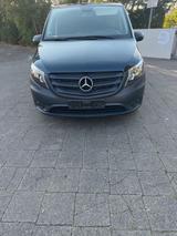 Mercedes-Benz Vito - Mercedes-Benz Vito: Grün