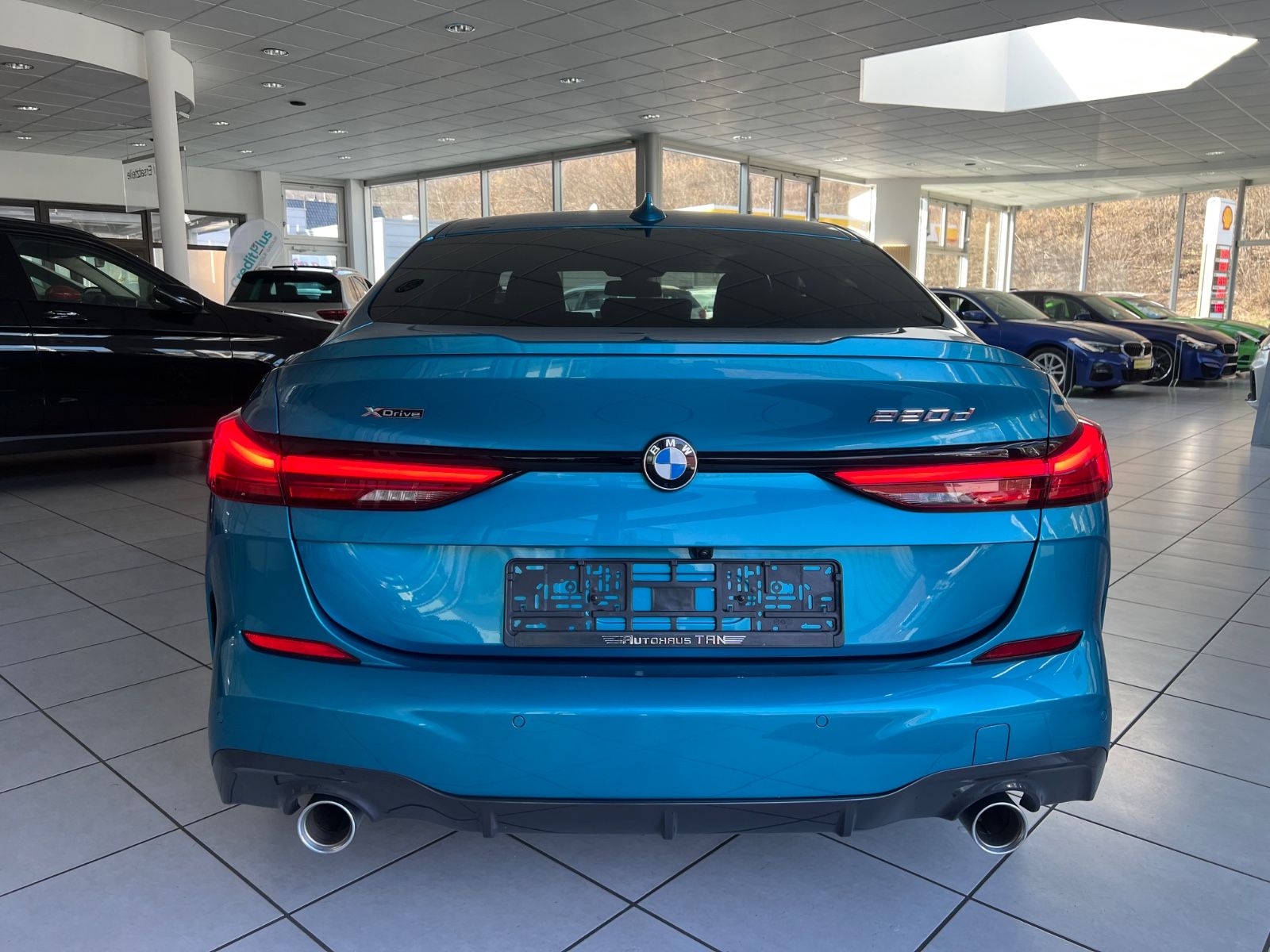 Fahrzeugabbildung BMW 2 Gran Coupe 220 d xDrive M Sport *SONDERLACK*