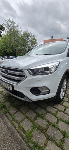 Ford Kuga 2,0 TDCi 4x4 AUTO/LEDER/VOLL AUSSTATUNG/WIN