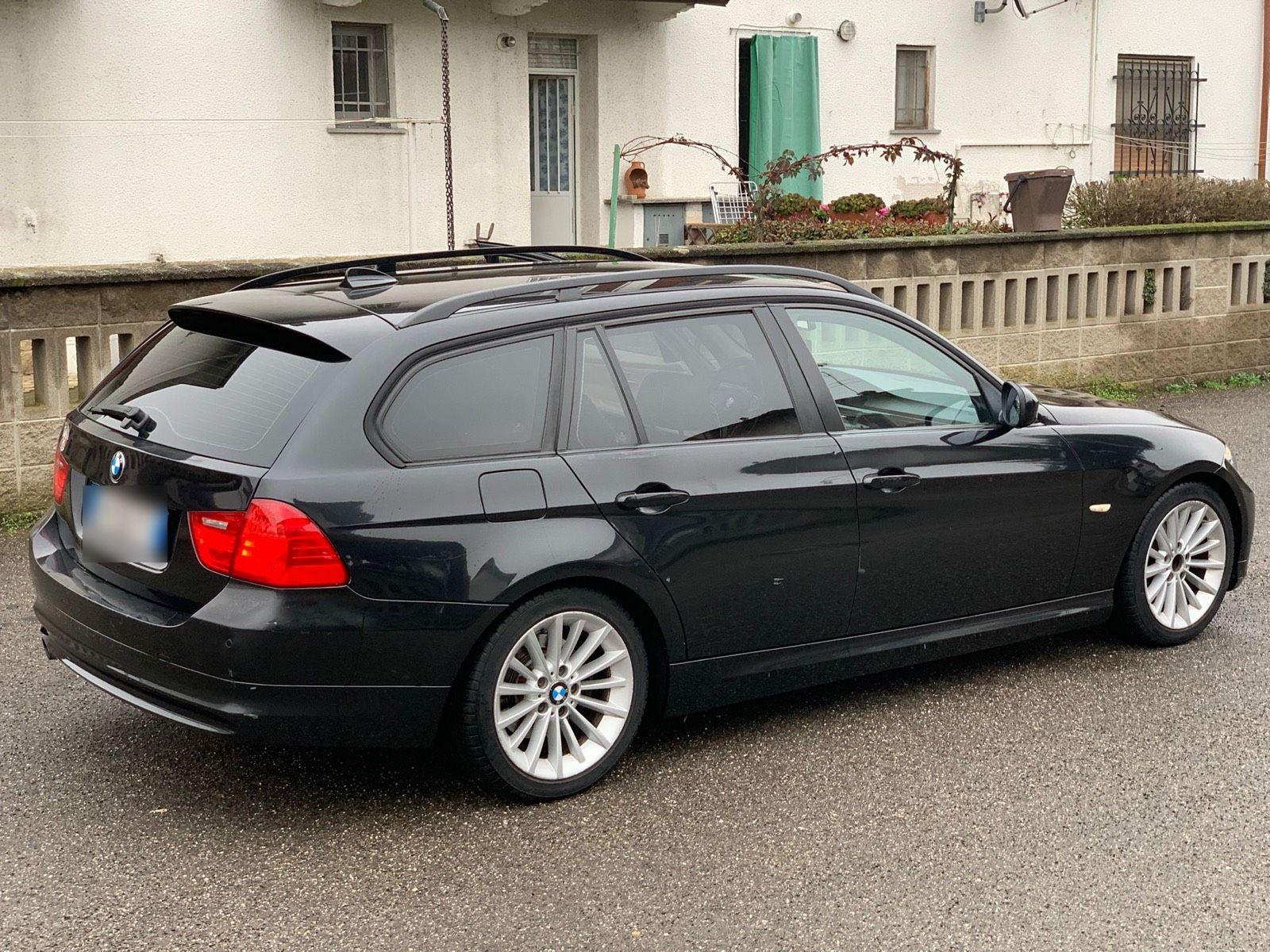 BMW 320 2009 — photo 5