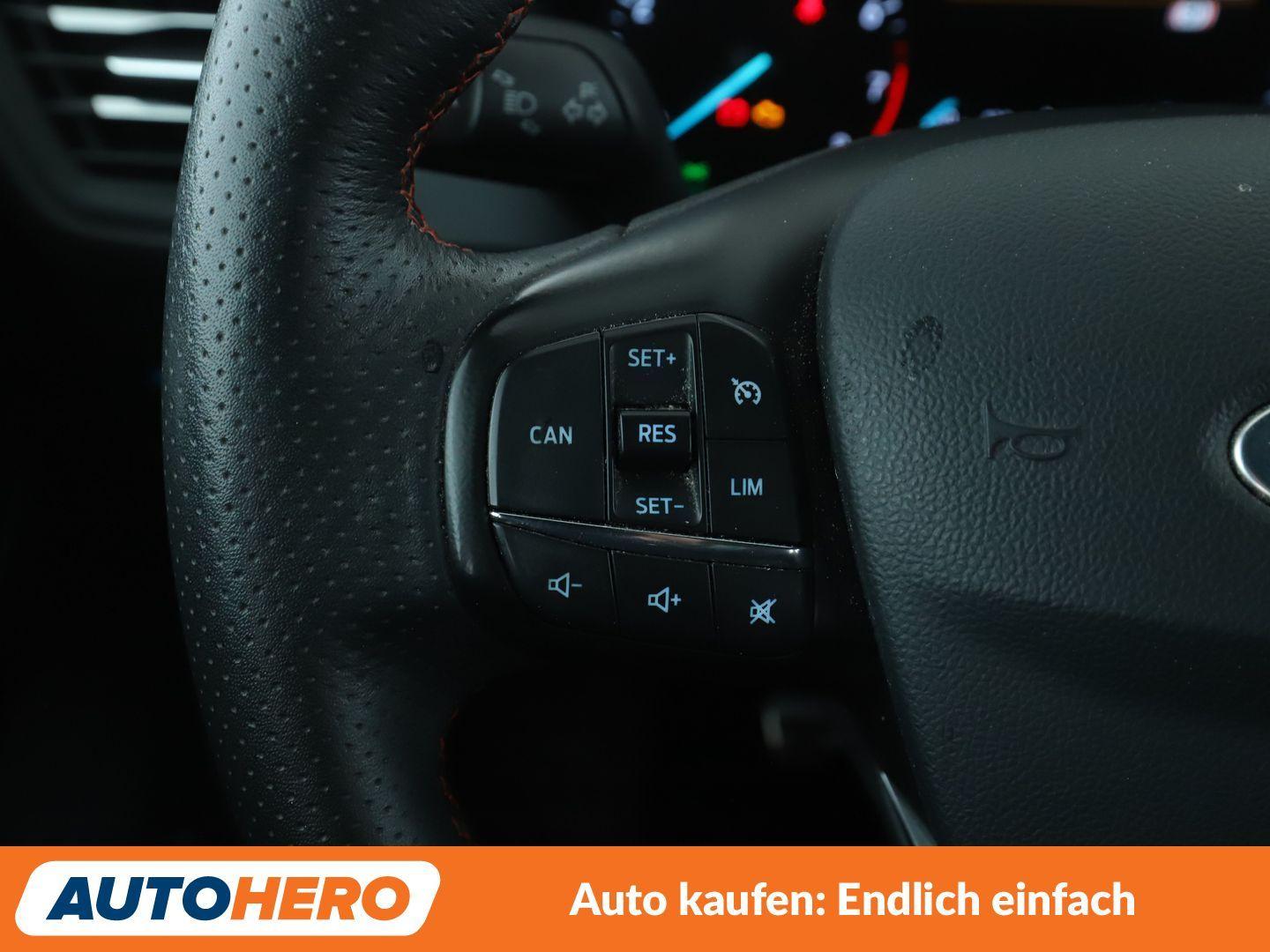 Ford Focus 1.0 EcoBoost ST-Line*NAVI*LED*SPUR*PDC*SHZ