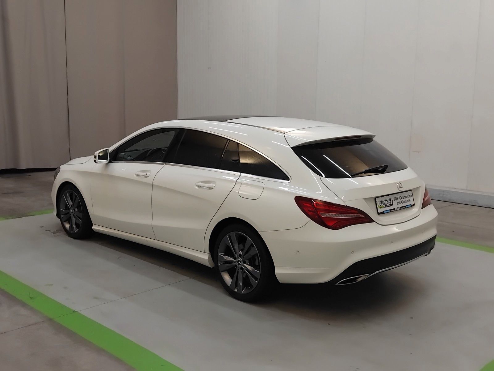 Mercedes-Benz CLA 200 (06/2017, Benzin)