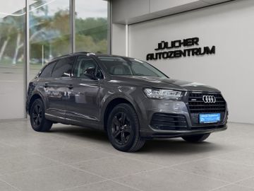 Audi Q7 - 1