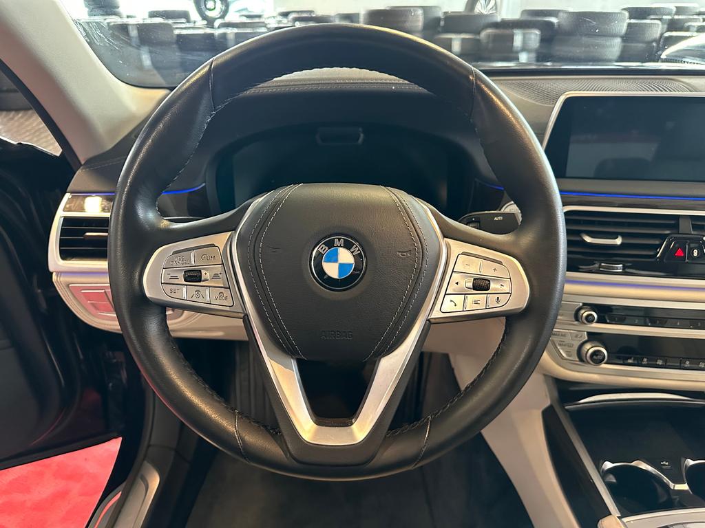 BMW 730