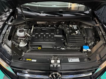 Volkswagen Tiguan - 5