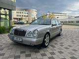 Mercedes-Benz E 240 T AVANTGARDE Avantgarde - Mercedes-Benz E 240 Gebrauchtwagen