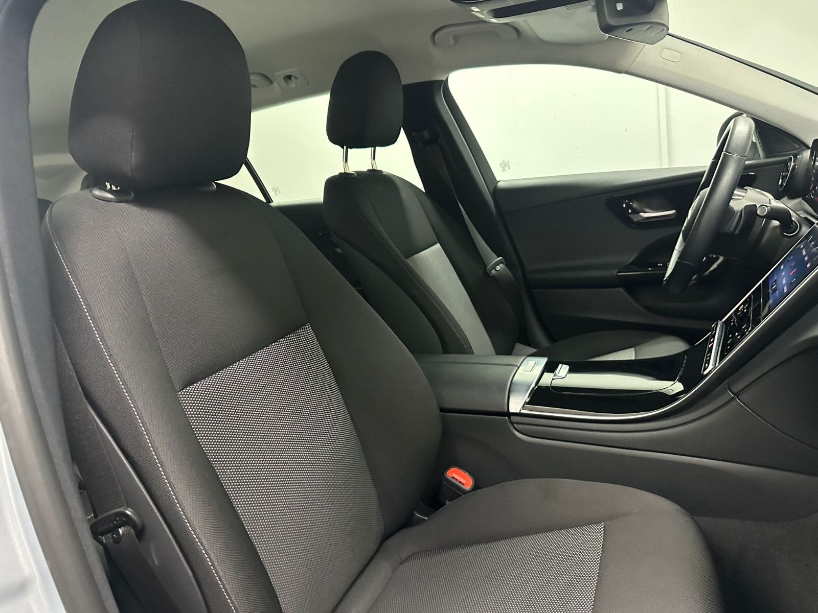 Fahrzeugabbildung Mercedes-Benz C 200 d T Autom *DISTRO*LED*NAVI*AHK*AVANTGARDE