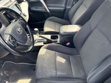 Toyota RAV 4 - 5