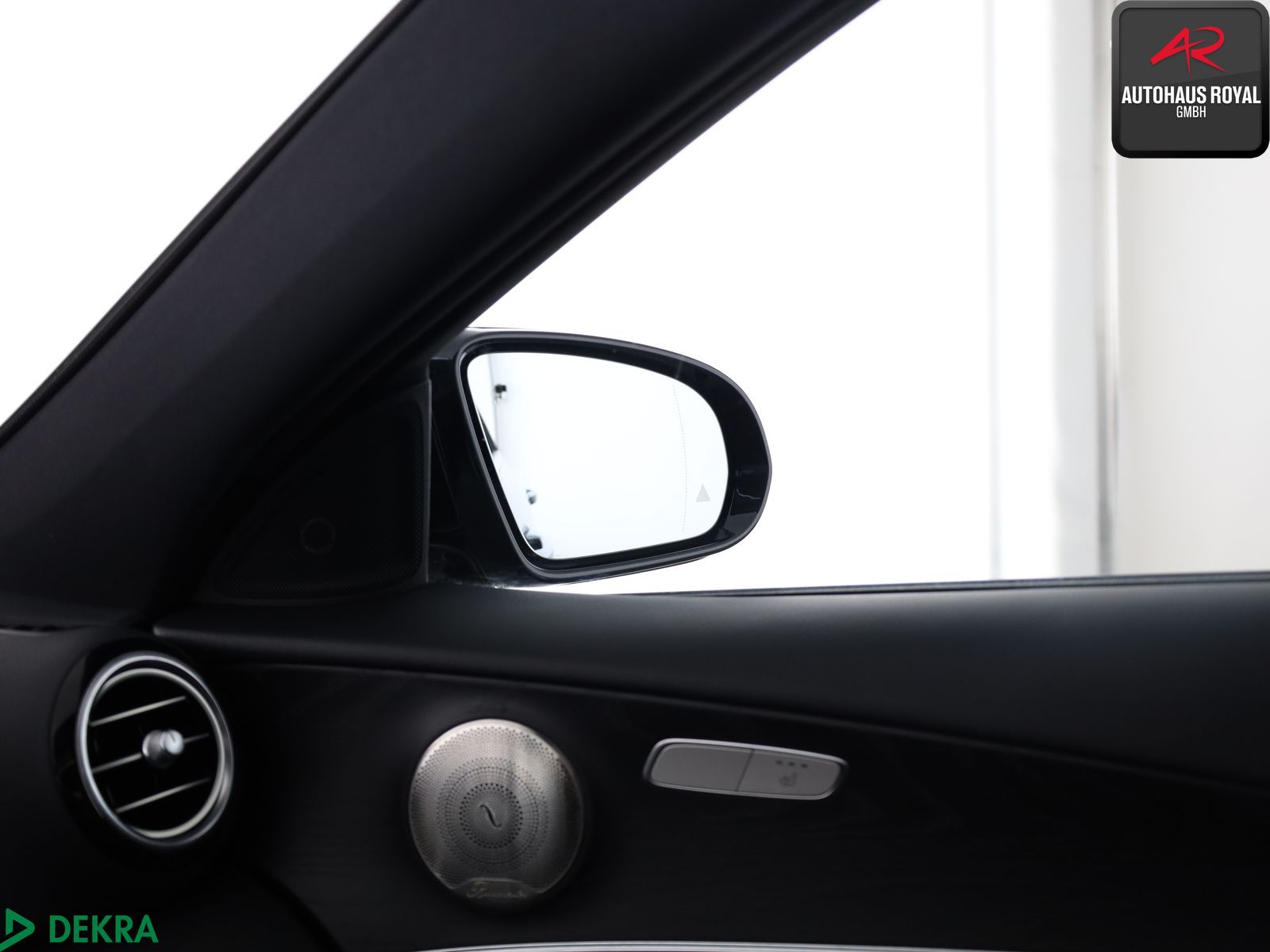 Mercedes-Benz E 220 d 4M AVANTGARDE 360GRAD,KEYLESS,DISTRONIC foto 22