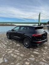 Porsche Cayenne Diesel Platinum Edition Platinum Edition - Porsche Gebrauchtwagen in Köln