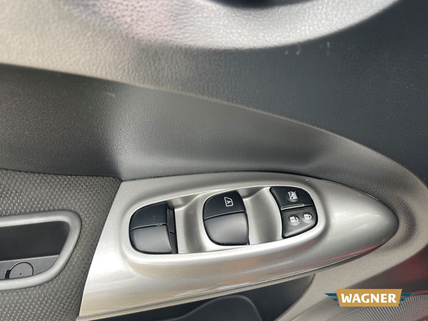 Fahrzeugabbildung Nissan Juke Acenta Klimaautomatik Navi Tempomat
