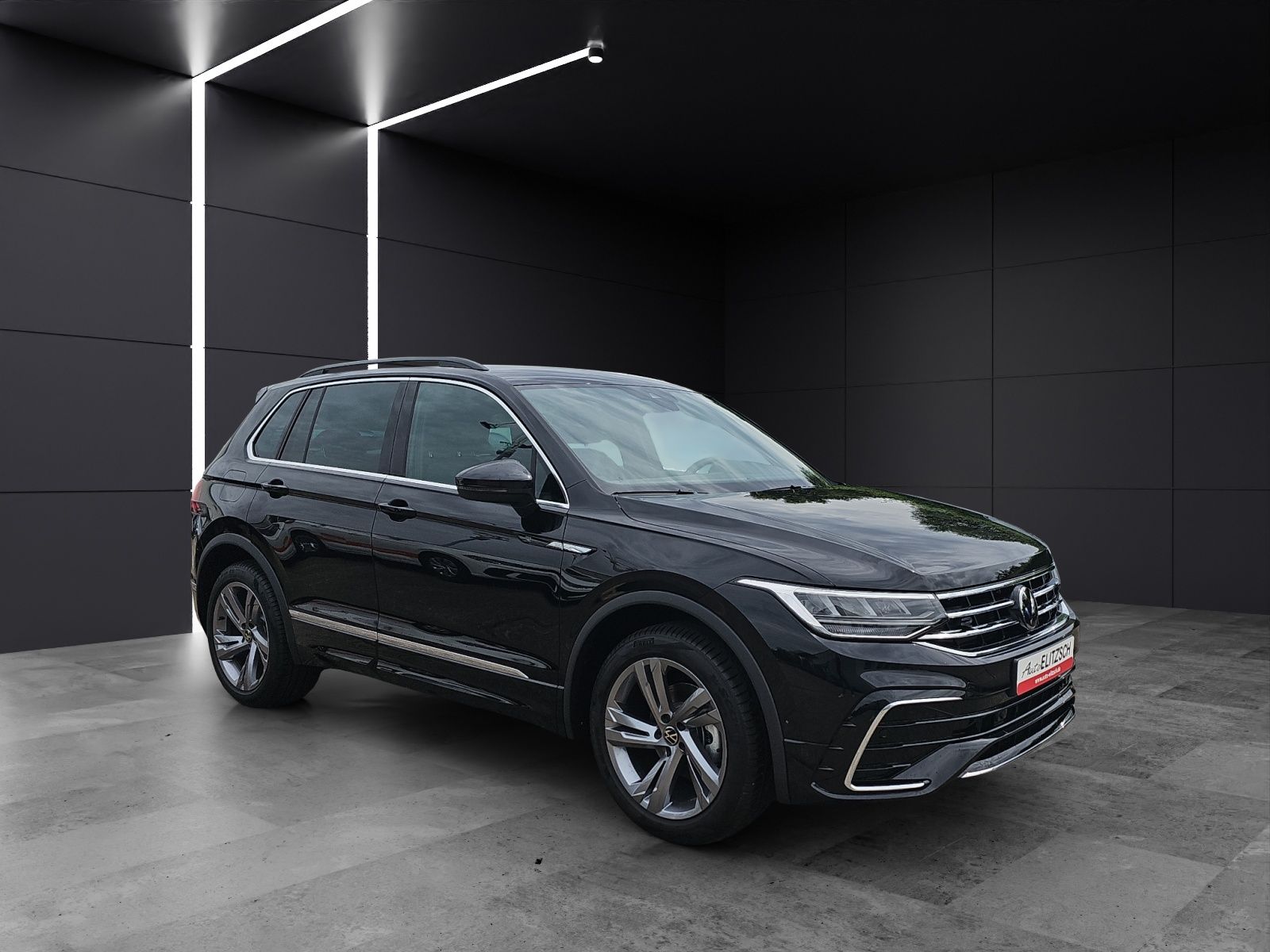 Fahrzeugabbildung Volkswagen Tiguan TDI R-Line DSG