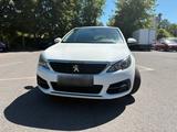 Peugeot 308 PureTech 130 Active - Peugeot e-308