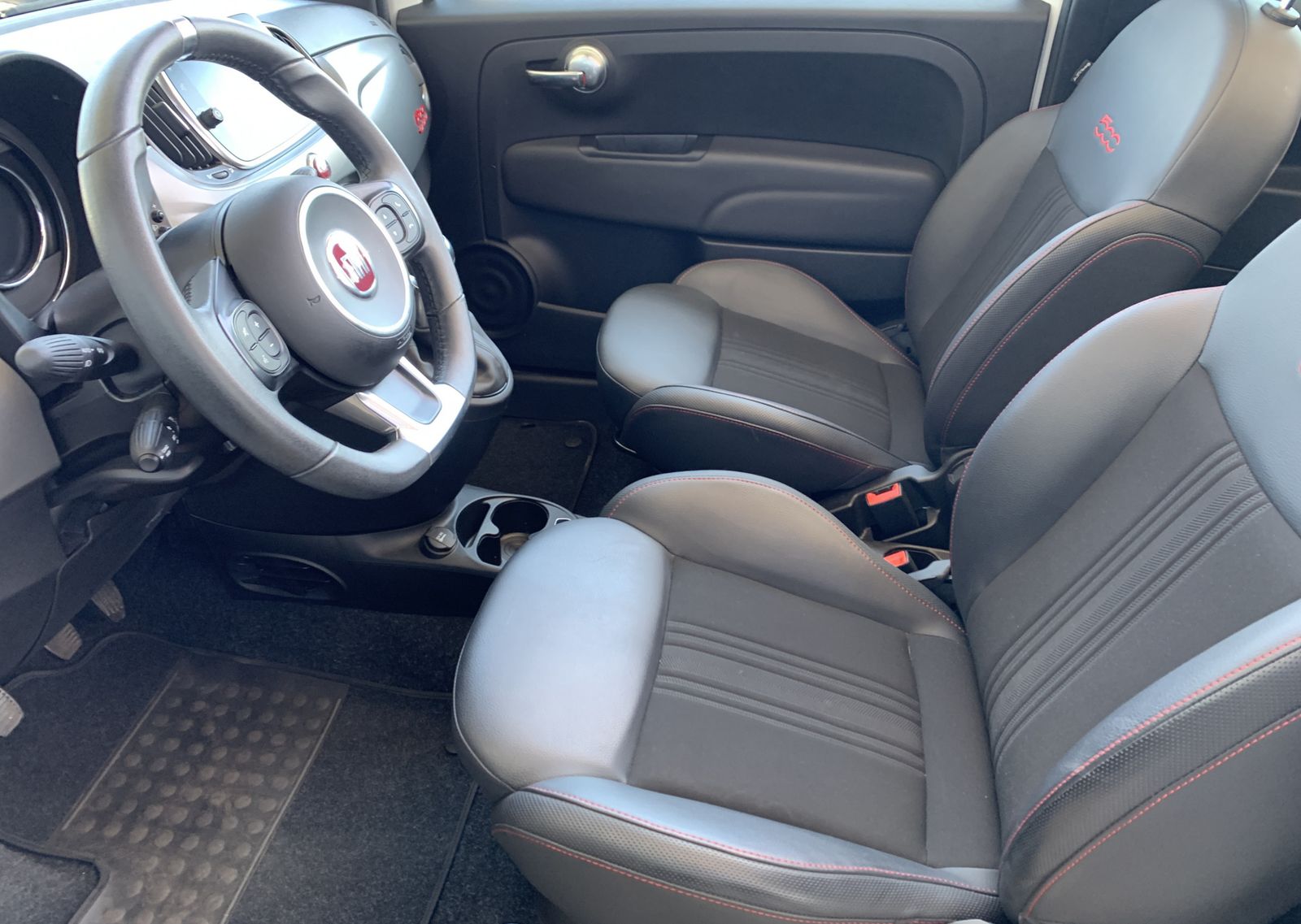 Fahrzeugabbildung Fiat 500C 1.0 GSE Hybrid*Sport*Leder*LED*MFL*CarPlay*