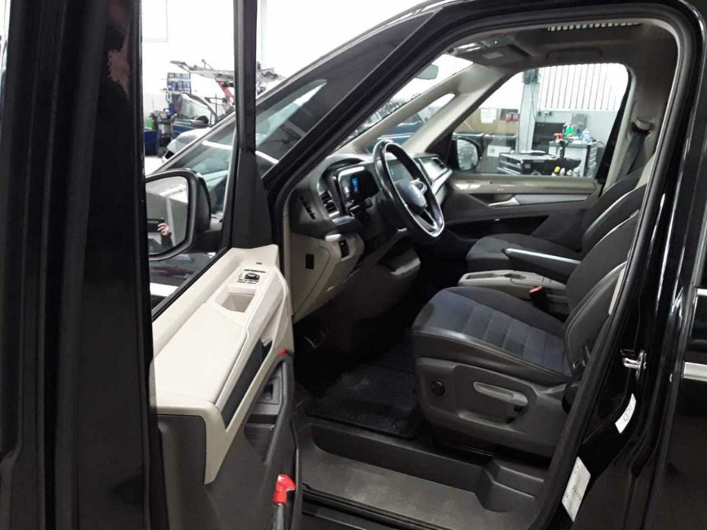 T7 Multivan 2.0 TDI Style lang AHK/Pano/Standhzg