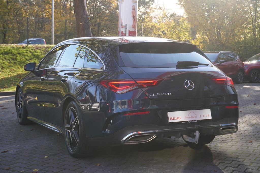 Mercedes-Benz CLA 200