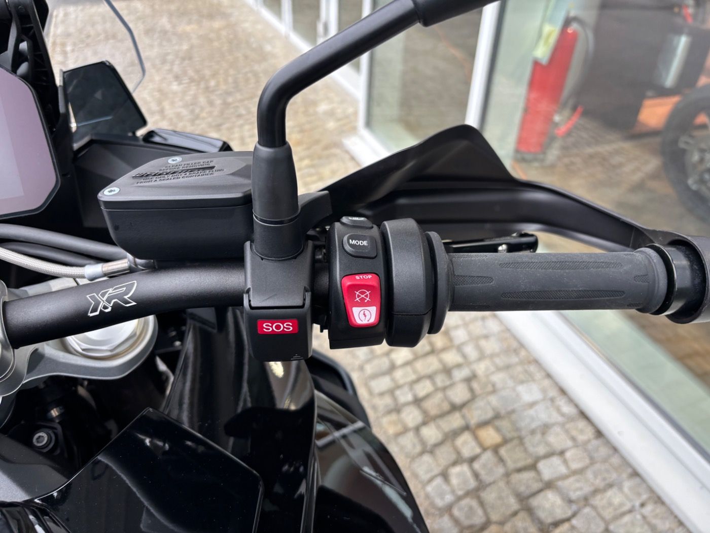 Fahrzeugabbildung BMW S 1000 XR Triple Black Koffersystem SC-Project S